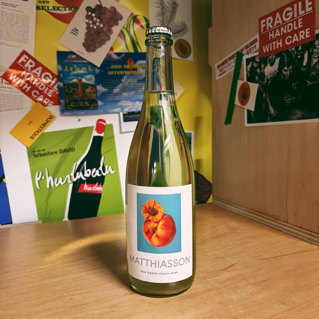 Lightly Sparkling Fruit Wine 'Grape + Peach' 2025